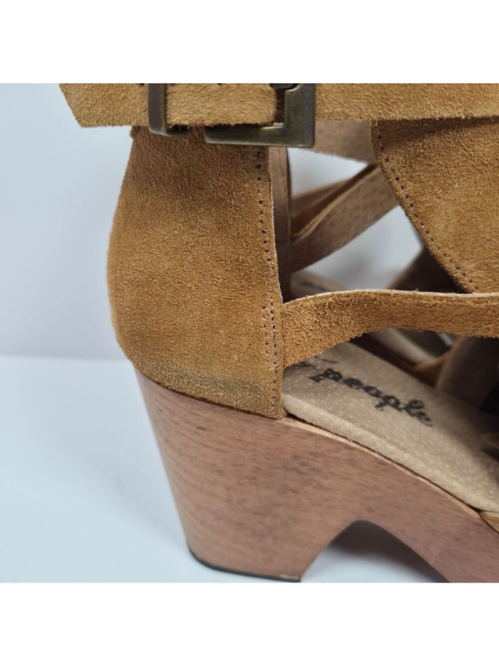 Free People Cedar Clog Women's Taupe Chunky Platform Heels US Size 9 EU 39 - Picture 8 of 10